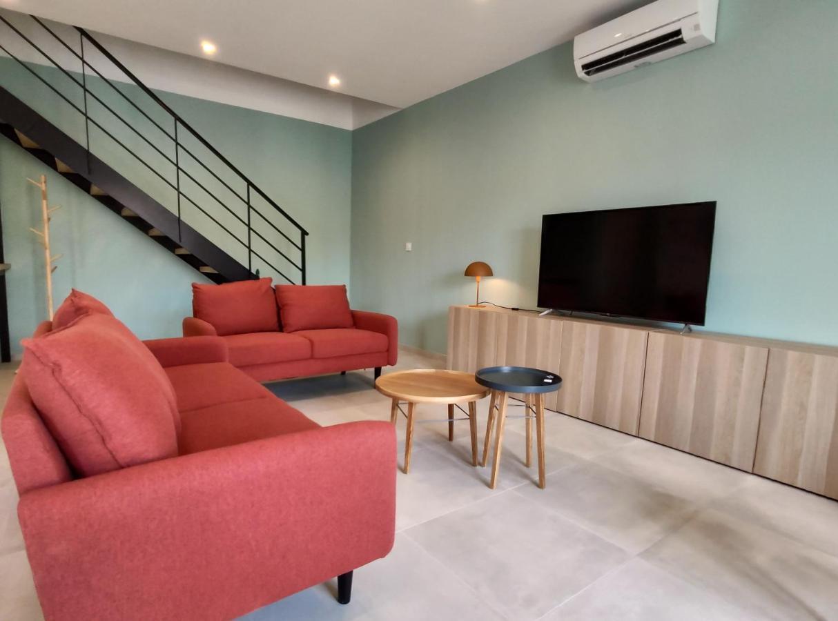 Colormix 3 Etoiles - 95M2 Plein Centre - Ensoleille Climatise Apartment Mèze Екстериор снимка