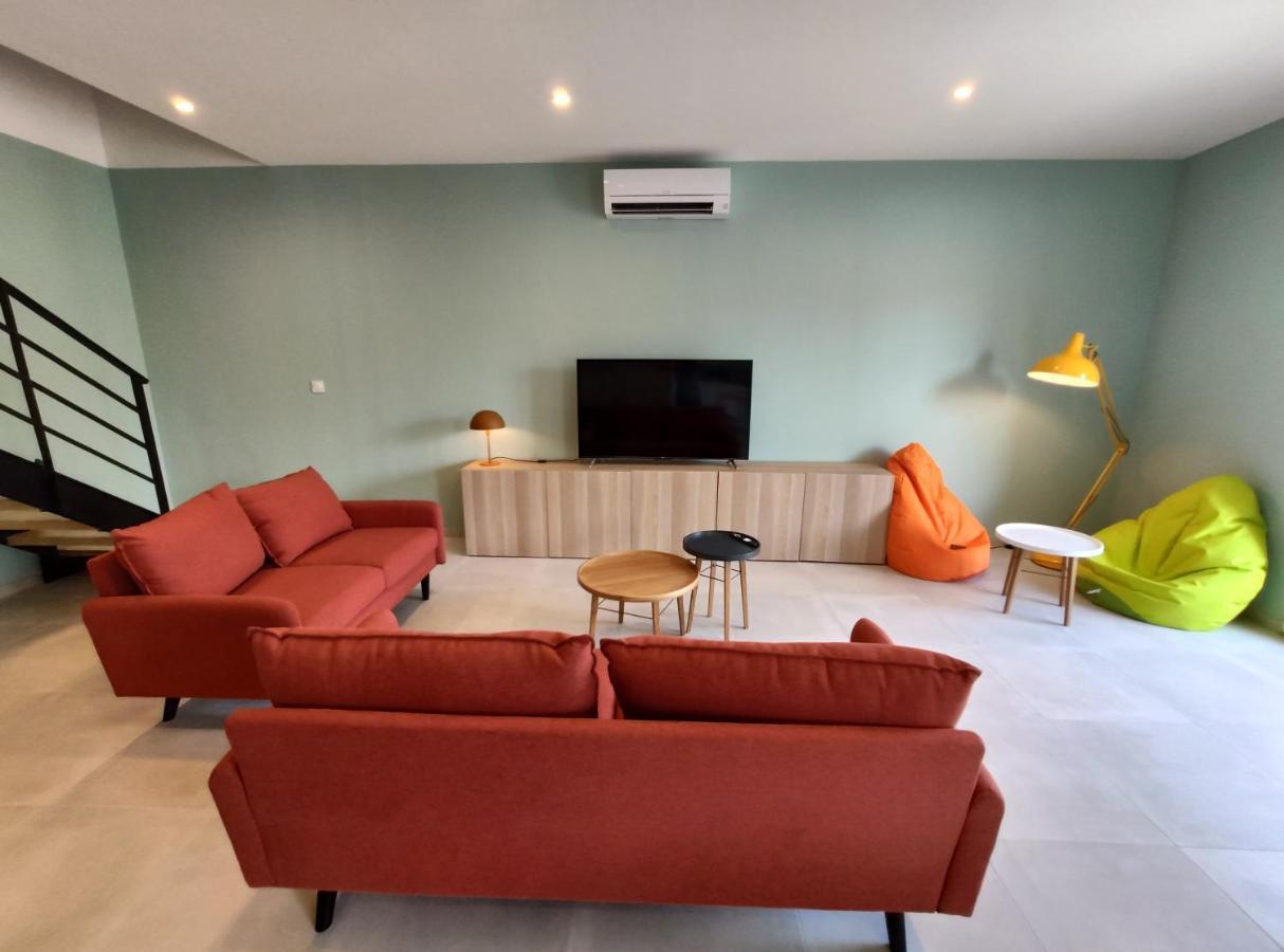 Colormix 3 Etoiles - 95M2 Plein Centre - Ensoleille Climatise Apartment Mèze Екстериор снимка