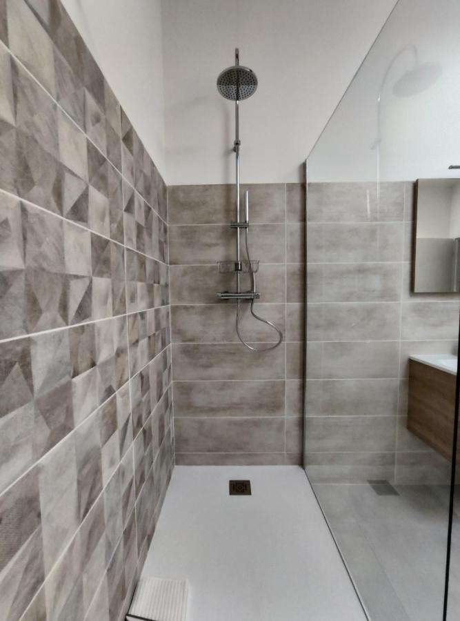 Colormix 3 Etoiles - 95M2 Plein Centre - Ensoleille Climatise Apartment Mèze Екстериор снимка